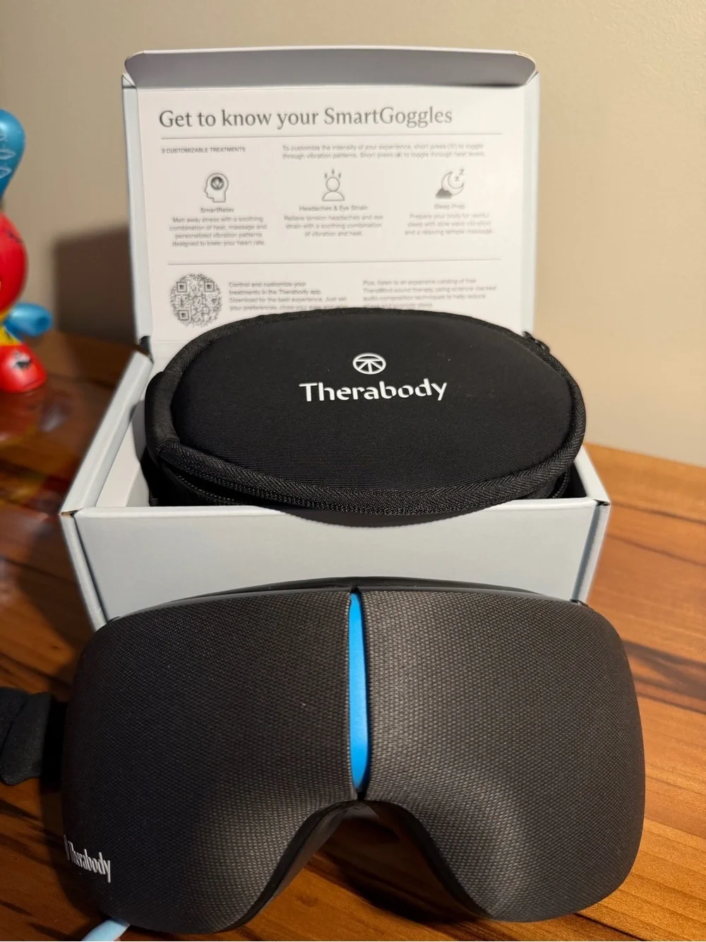 Therabody 2nd Generation SmartGoggles Eye Massager in Black